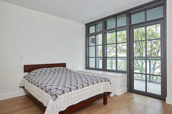 Rented by Compass | media 31