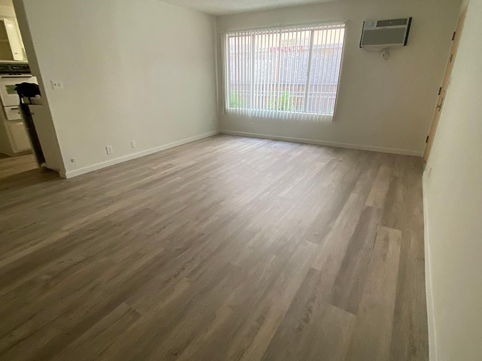 1st image of 1030 N Edinburgh Ave APT 3