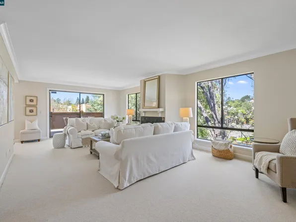 340 N Civic Dr APT 306, Walnut Creek, CA 94596