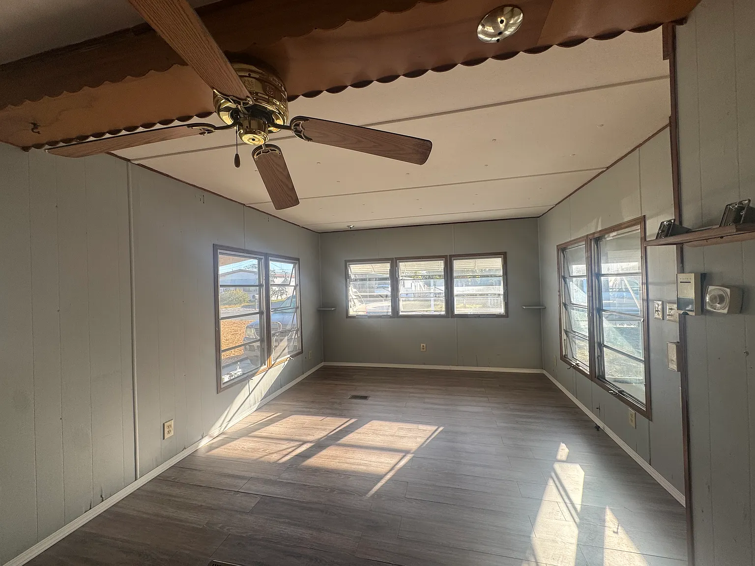 3 bed, 2.5 bath, 552 sqft, $1,400 — Photo 4