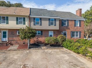 3742 Rockbridge Rd, Virginia Beach, VA 23455