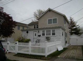 948 Adams St, Baldwin, NY 11510