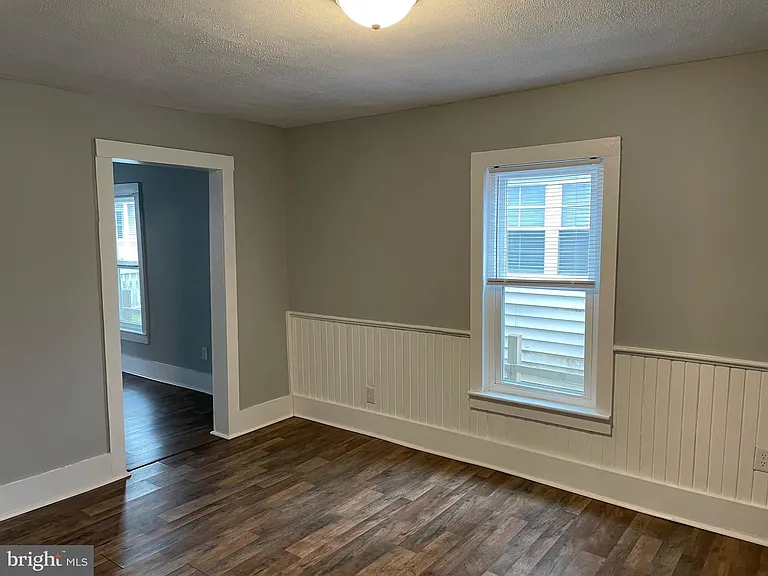318 Highland Ave — Photo 6