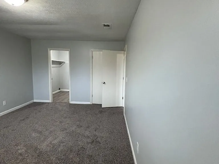 608 N Woodland Dr — Photo 15