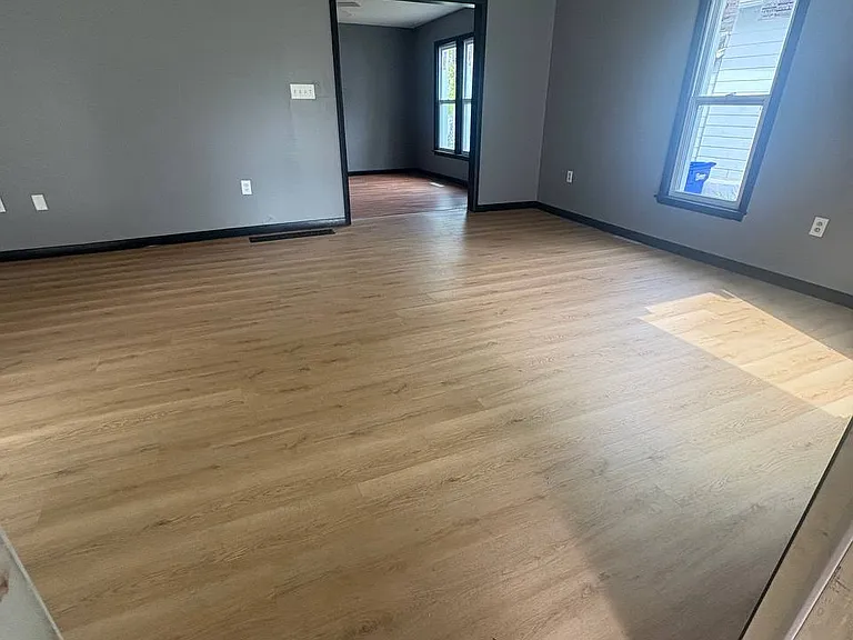302 3rd Ave NW — Photo 15