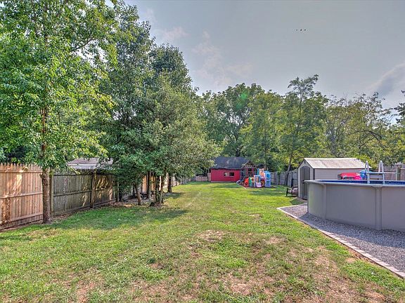 5th image of 286 Whitesville Rd