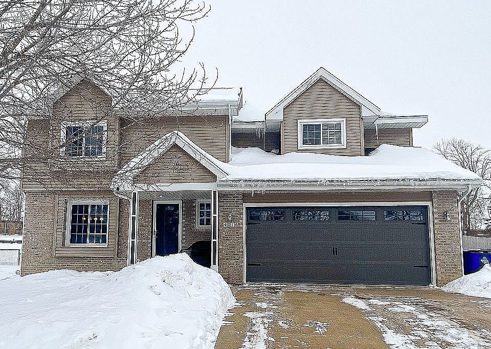 1st image of 4016 Harwood Dr NE
