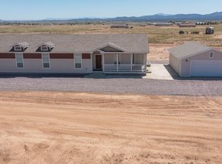 2337 W Hard Cider Trl, Paulden, AZ 86334