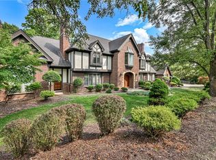 326 Red Oak Ct, Monroeville, PA