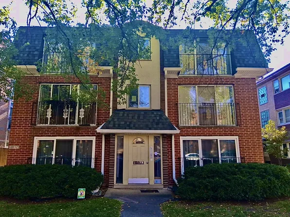 5543 W Higgins Ave #1, Chicago, IL 60630