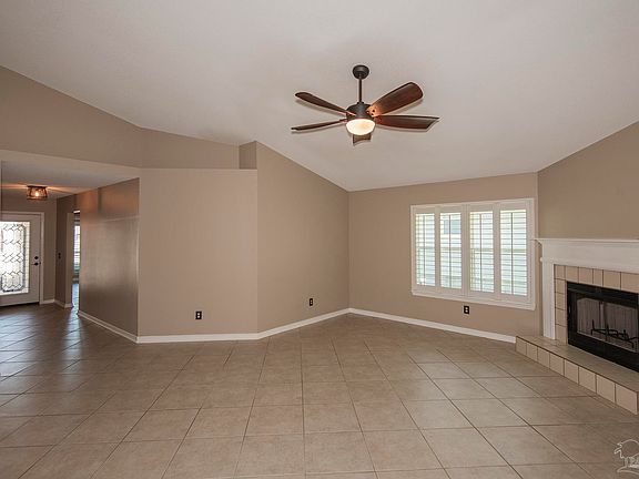 4th image of 1264 Greystone Ln