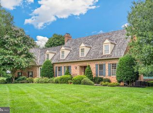 13510 Stonebarn Ln, Gaithersburg, MD 20878