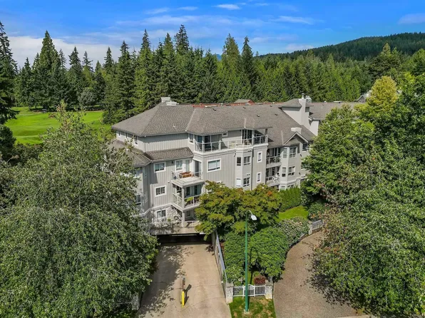 1281 Parkgate Ave #104, North Vancouver, BC V7H 3A3
