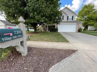 7202 Village Oaks Dr, Avon, IN 46123