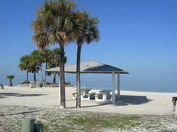 Gulf Harbors Beach, just a shoer walk from the house