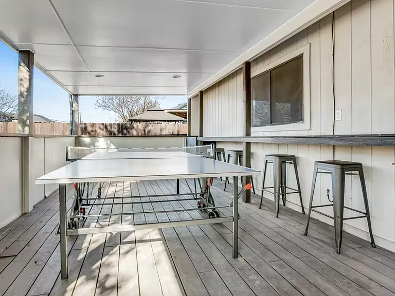 2902 Donnell Dr — Photo 15