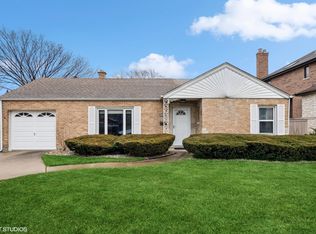 1767 Elliott St, Park Ridge, IL 60068