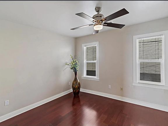 4th image of 1125 E 5th Street