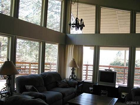 5th image of 37747 Shoreline Dr