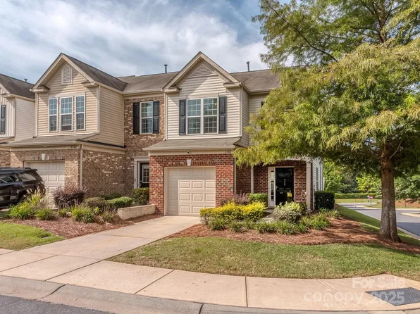 2302 Kensington Station Pkwy, Charlotte, NC 28210