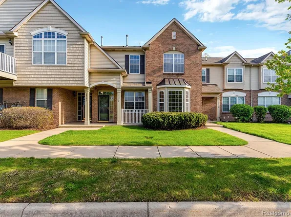 23370 Sunset Rd #23, Taylor, MI 48180