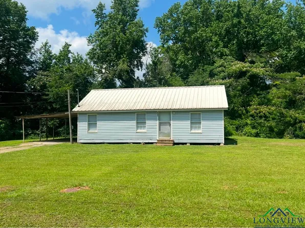 408 S Live Oak St, Carthage, TX 75633