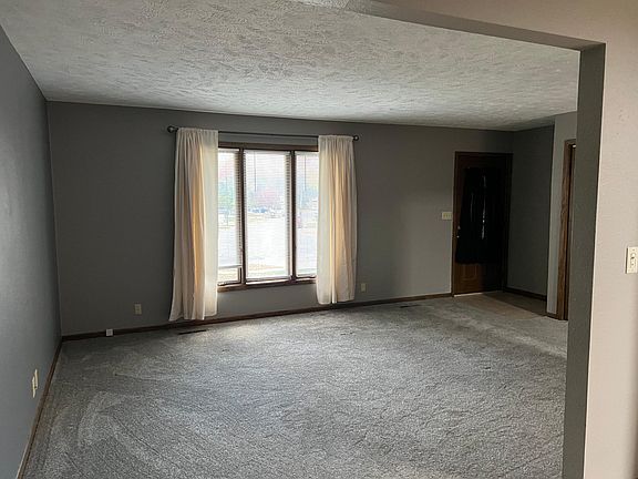 2nd image of 3101 Onyx Ct