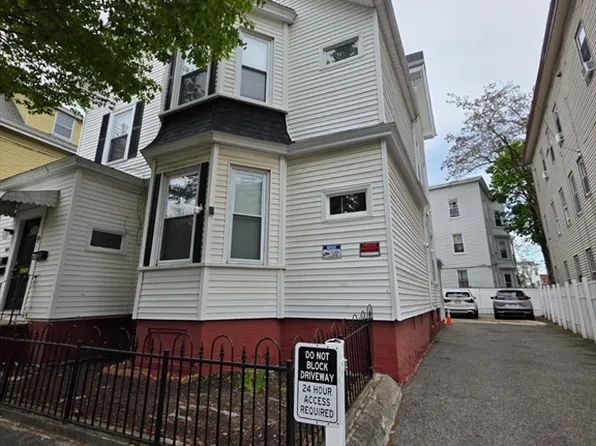 9 Hamilton Ave, Lynn, MA 01902