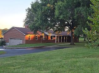 1500 Hedden Rd, Versailles, KY 40383