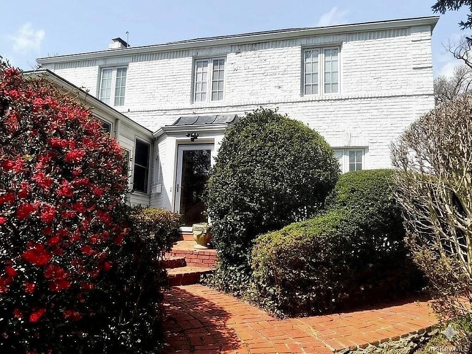 1st image of 64 Old Pond Rd