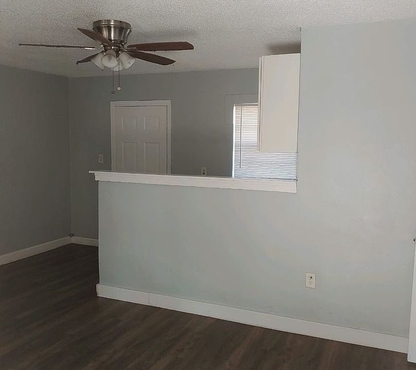 1st image of 2206 Lucerne Park Rd Unit 2