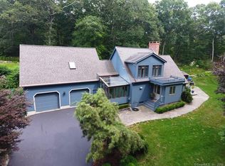 9 Oakridge Dr, Old Lyme, CT 06371