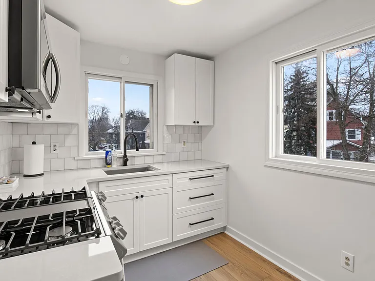 1850 E Main St #1 — Photo 13