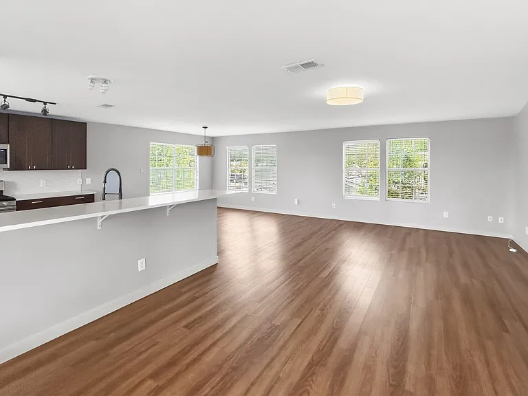 5700 Glen Meadow Dr #B — Photo 2