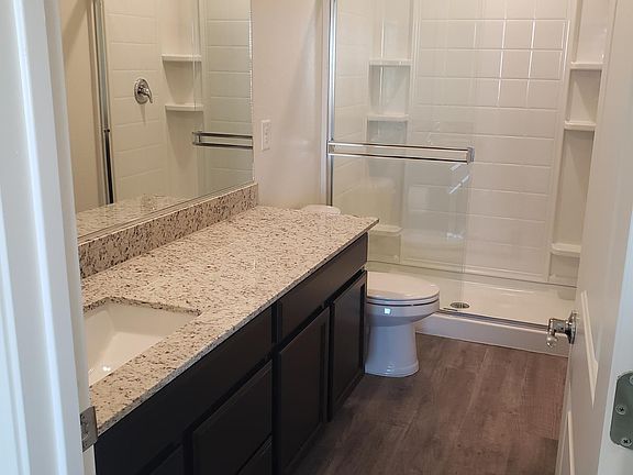 5th image of 572 W Partridge Dr