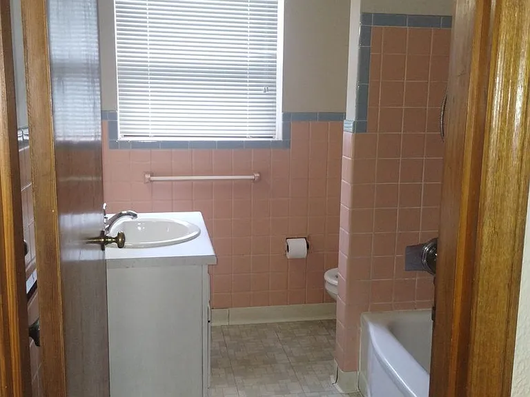 1822 W Schantz Ave #1822 — Photo 12