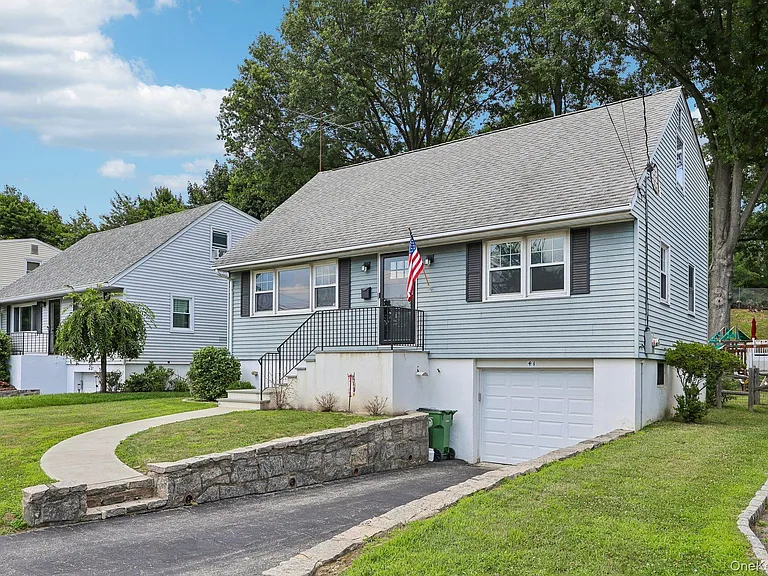 41 Sheldon Ave — Photo 1