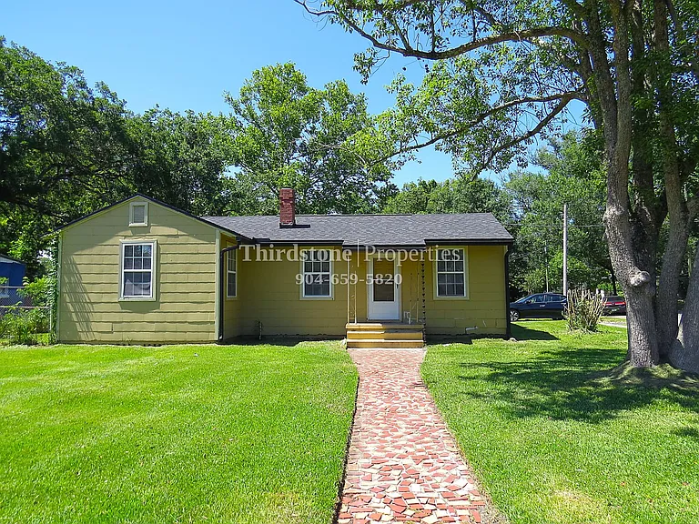 1946 Allandale Cir E — Photo 1