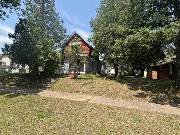 707 15th St N, Virginia, MN 55792