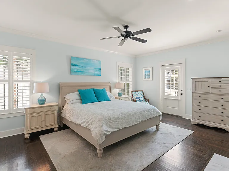 1044 Village Oaks Ln — Photo 10