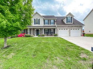 9908 Misty Grove Ln, Knoxville, TN 37922