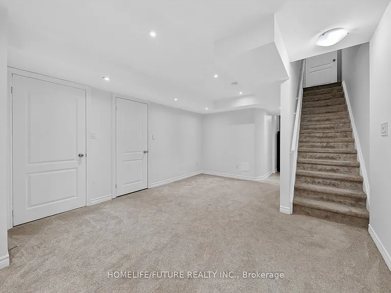 70 Tozer Cres #BASEMENT — Photo 7