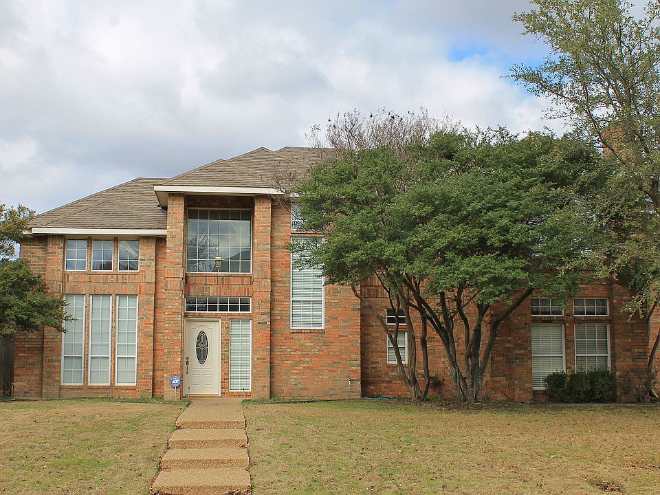 1st image of 1588 N Hills Dr