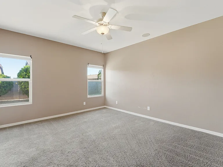 371 W Flame Tree Ave — Photo 39