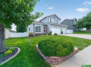18567 Drexel St, Omaha, NE 68135