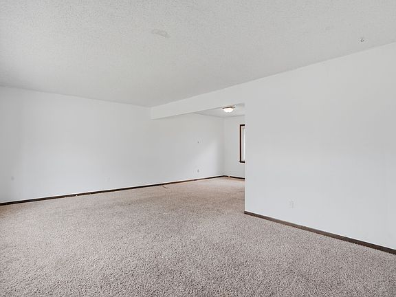 5th image of 3929 Mary Lynn Dr