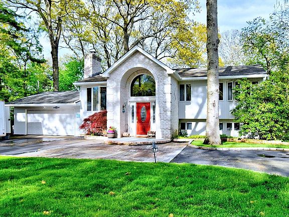 2nd image of 45 Dietz Ave