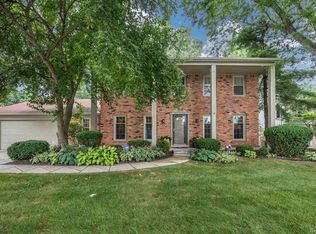 35454 Old Homestead Dr, Farmington Hills, MI 48335