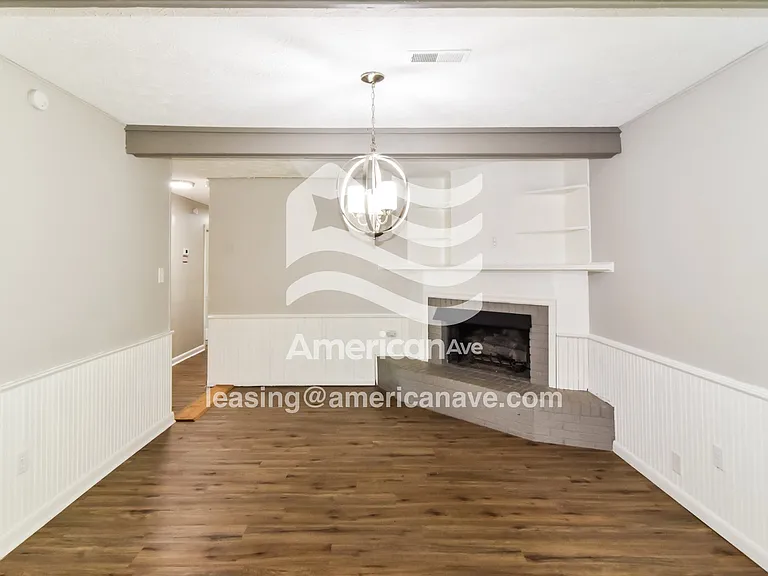 925118_003_living_room_13934644.jpg