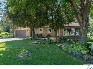 340 Dolph Rd, Mankato, MN 56001